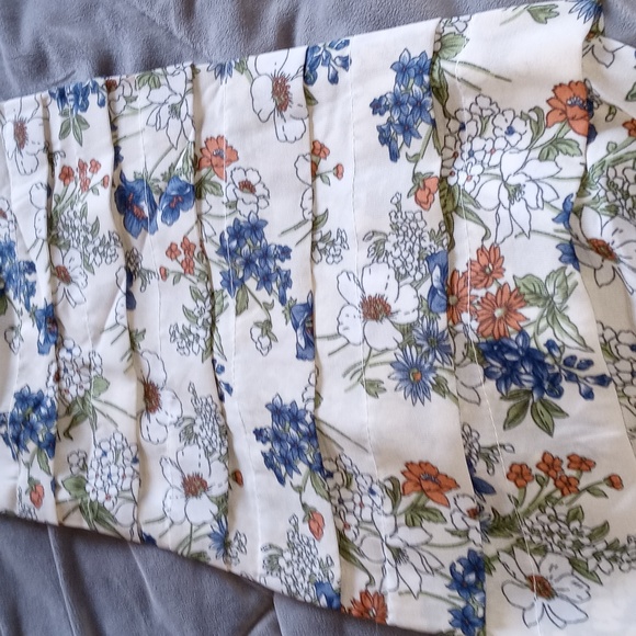 NWT Pretty BNCI Floral Dress Size M - Picture 10 of 11